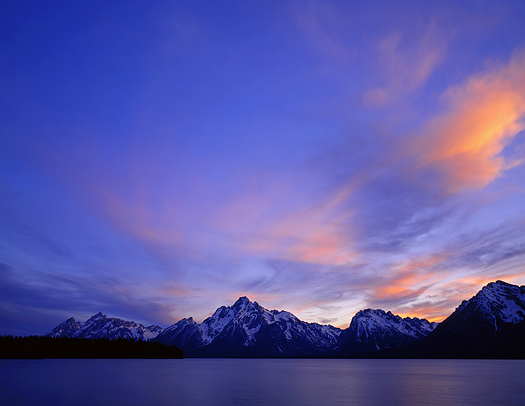 Jackson Lake and the Teton Mountain Range in Grand Teton National Park, Wyoming.